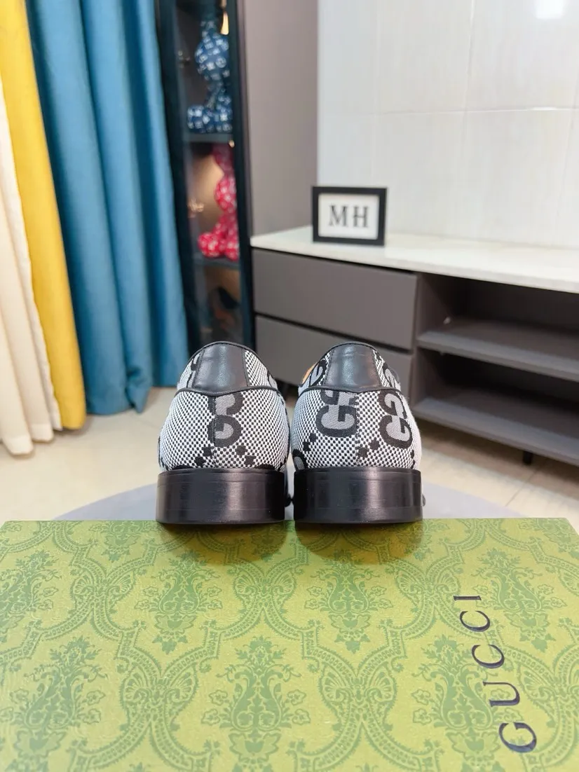Men's Men's Shoes💰458🌹🌹Cowhide [GUCCI Gucci] Gucci leather shoes are the most popular classic. Synchronized with the official website, the upper is made of Italian calfskin ➕cowhide lining, with unique brand and unique craftsmanship. Highlighting the hot style of the new year. Stop hesitating, stop wandering, get it now. Number: 38--44